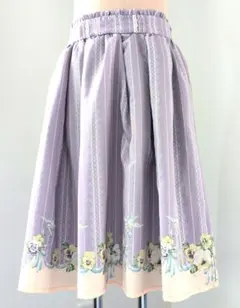 axesfemmアクシーズファム　フラワープリント フレアスカート薄紫色 M