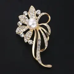 パール花ブローチ 入学式 卒業式 結婚式 上品 豪華 高見え