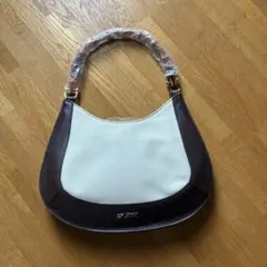 【未使用】GUY LAROCHE バンブーハンドル バッグのサムネイル