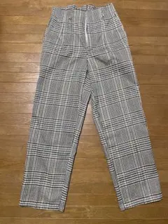 新品未使用 チェック柄 タックパンツ