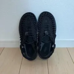 keen サンダルuneek ユニーク　26.5cm 黒　ブラック
