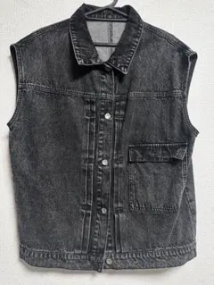 ブラックデニムノースリーブジャケット　デニムベスト