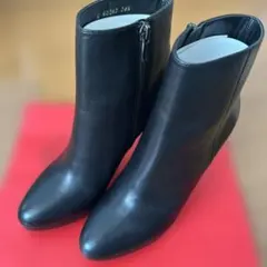 ダイアナ　ショートブーツ