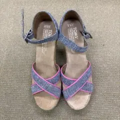 TOMS サンダル トムズ 厚底ウェッジ サイズ22.5cmのサムネイル