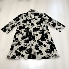 ギリギリ価格。achaベージュにグリーン花柄綿100%七分袖カットソーチュニック