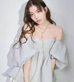 2026年最新】LILY BROWN 3wayシアージャガードペプラムブラウスの人気