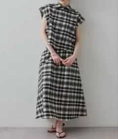 グレースコンチネンタルベルトプリントコンビトップ ス&プリーツ 