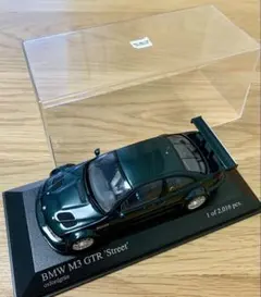 ミニチャンプス BMW M3 GTR Street oxfordgrünのサムネイル