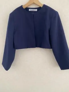 ネイビー クロップドジャケット　familiar