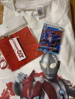 ウルトラマン60周年　シャツ他
