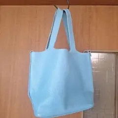 ライトブルー レザー キューブバッグ