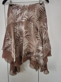 新品 ベージュ系 ボタニカル トロピカル リーフ柄 スカート アシメスカート