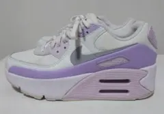 ナイキ エアマックス90 LV8