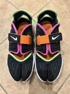 Nike アクアリフト ブラック/ピンク/オレンジ