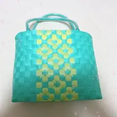 ターコイズブルー花柄クラフトバッグ