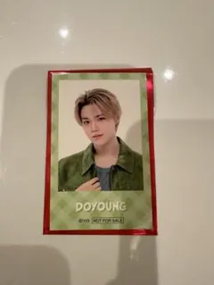 treasureはぴたんぶいカフェ　特典ステッカー　ドヨン