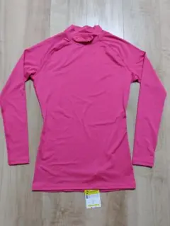 【新品未使用】UNDER ARMOUR ピンク 長袖 アンダーシャツ