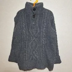 グレー ケーブル編み ハイネックセーター