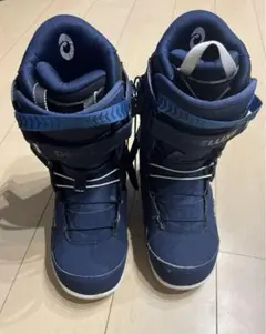 Item thumbnail for item b8e13238-0cb7-4e92-90e8-6987c9083d3d