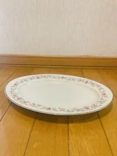 D-4 ②【美品】Noritake ノリタケ オーバルプラター 大皿 花柄 金彩