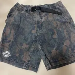 カモフラ ショートパンツ