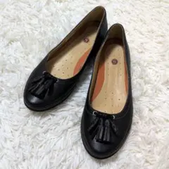 【美品】クラークス Clarks フラットシューズ タッセル黒 23.5cmのサムネイル