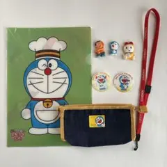 ドラえもん クリアファイル・ペンケース・ストラップ・マグネット・バッチ