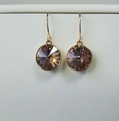 スワロフスキー・ヴィンテージローズ ピアス