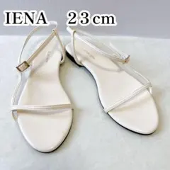 スローブイエナ 23cm フラットサンダル 白 ストラップ IENA パンプスのサムネイル