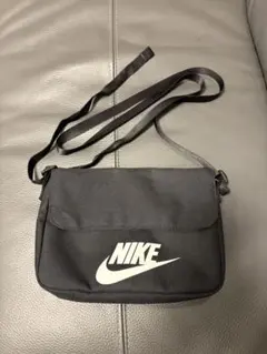 NIKE ナイキ ショルダーバック