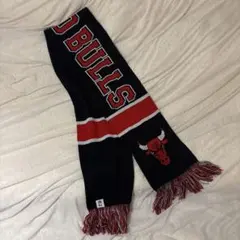 シカゴ・ブルズ マフラー 黒/赤 フリンジ付き