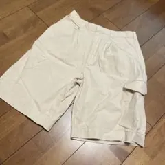 UNIQLO ベージュ ショートパンツ Mサイズ