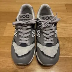 New Balance 1600 グレー スニーカー　26.0cmのサムネイル