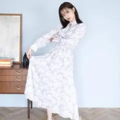 ミッシュマッシュ バー付きハイネックフラワーワンピース