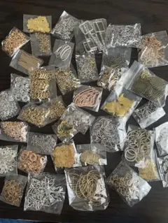 ハンドメイド　金属パーツ　セット レジン　チャーム　資材　メタルパーツ