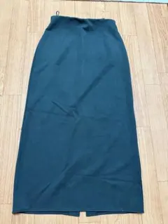 UNIQLO ペンシルスカート