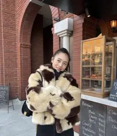 井原葵ちゃん着用　Searoomlynn ECOファーコート　COW