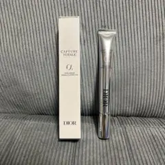 Dior 캡슐 총 히알 샷 미용액