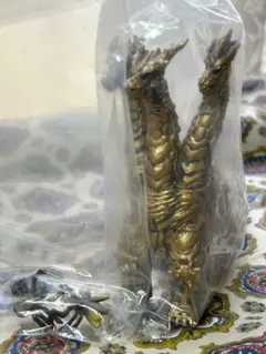 ゴジラファイナルウォーズ　カイザーギドラ&クモンガ&カマキラス3体セット