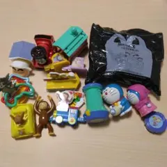 ハッピーセット　おもちゃ12点