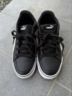 PUMA ブラック スニーカー カジュアル