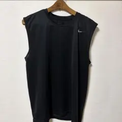 Nike Dri-FIT ブラック タンクトップ L