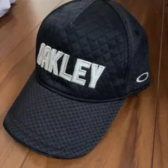 OAKLEY キャップ ブラックのサムネイル