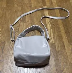 ショルダーバッグ　レディース　ノーブランド