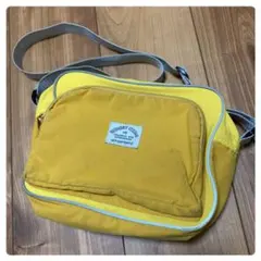 Item thumbnail for item 4ee8b3a3-511d-4d3b-a8e1-ba85d7e6523d