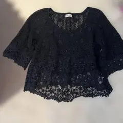 アースミュージックエコロジー　黒　ブラック 鍵穴ニット