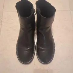 zara スタッズ付きブラックブーツ 35 　22.5cmのサムネイル