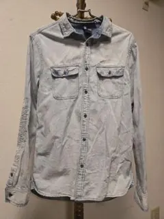 H&M ライトブルー デニムシャツ