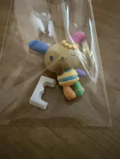 みんなでバカンスフィギュア　日焼け　ウサハナ　ガチャガチャガチャ