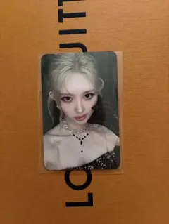 IVE secret withmuuラキドロ ガウル トレカ